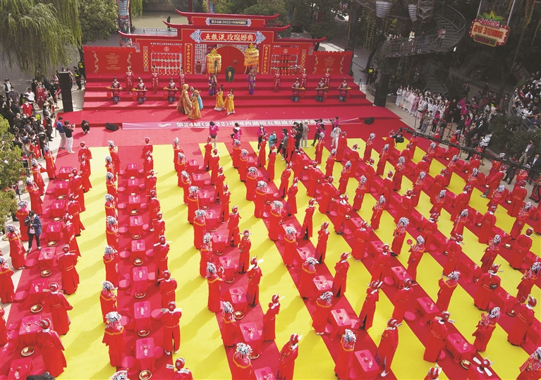 第24屆玫瑰婚典百對新人西子湖畔喜結良緣