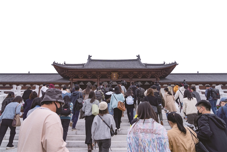 德壽宮一票難求，杭州流行博物館熱