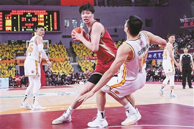 不懼客場(chǎng) 實(shí)力碾壓 浙江稠州金租男籃115比103輕松戰勝山西隊