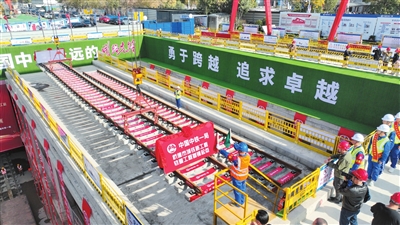 杭州至湖州德清市域鐵路昨開(kāi)始鋪軌