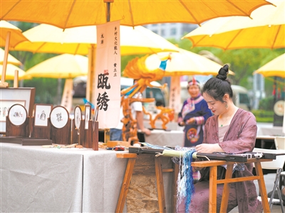 234家鹿城個(gè)體戶(hù)獲評“名特優(yōu)新”  讓“小塊頭”綻放“大夢(mèng)想”