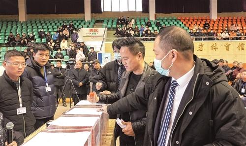 186戶(hù)安置房 公開(kāi)抽簽迎主人