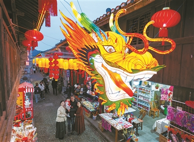 龍啟新春樂(lè ) 年伴出行歡  全市春節假期旅游總收入91.3億元，同比增長(cháng)90.9%
