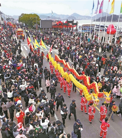 春風(fēng)十里 龍舞今宵